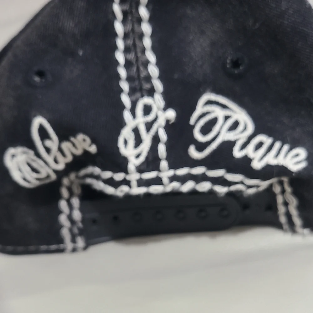 Rhinestone-Embellished Beige Women's Baseball Cap - Picture 9 of 9